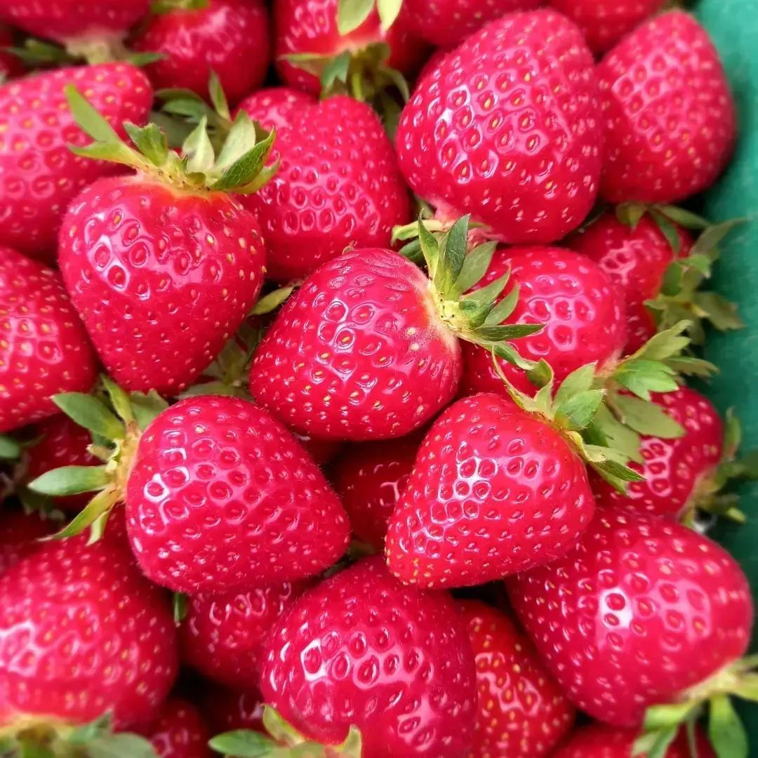 Strawberry Treats Box 26th/27th June 2026