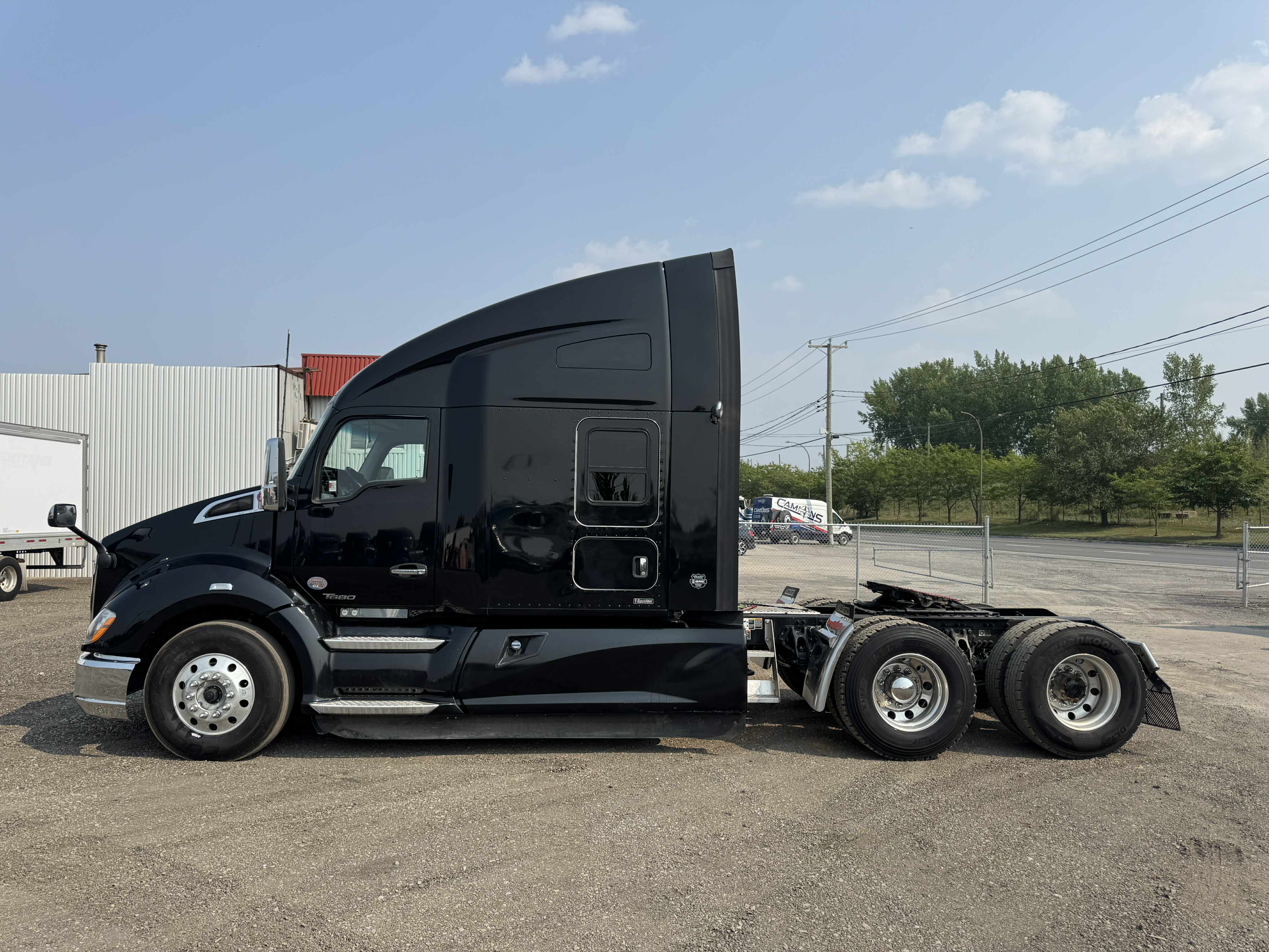 2022 Kenworth T680 3