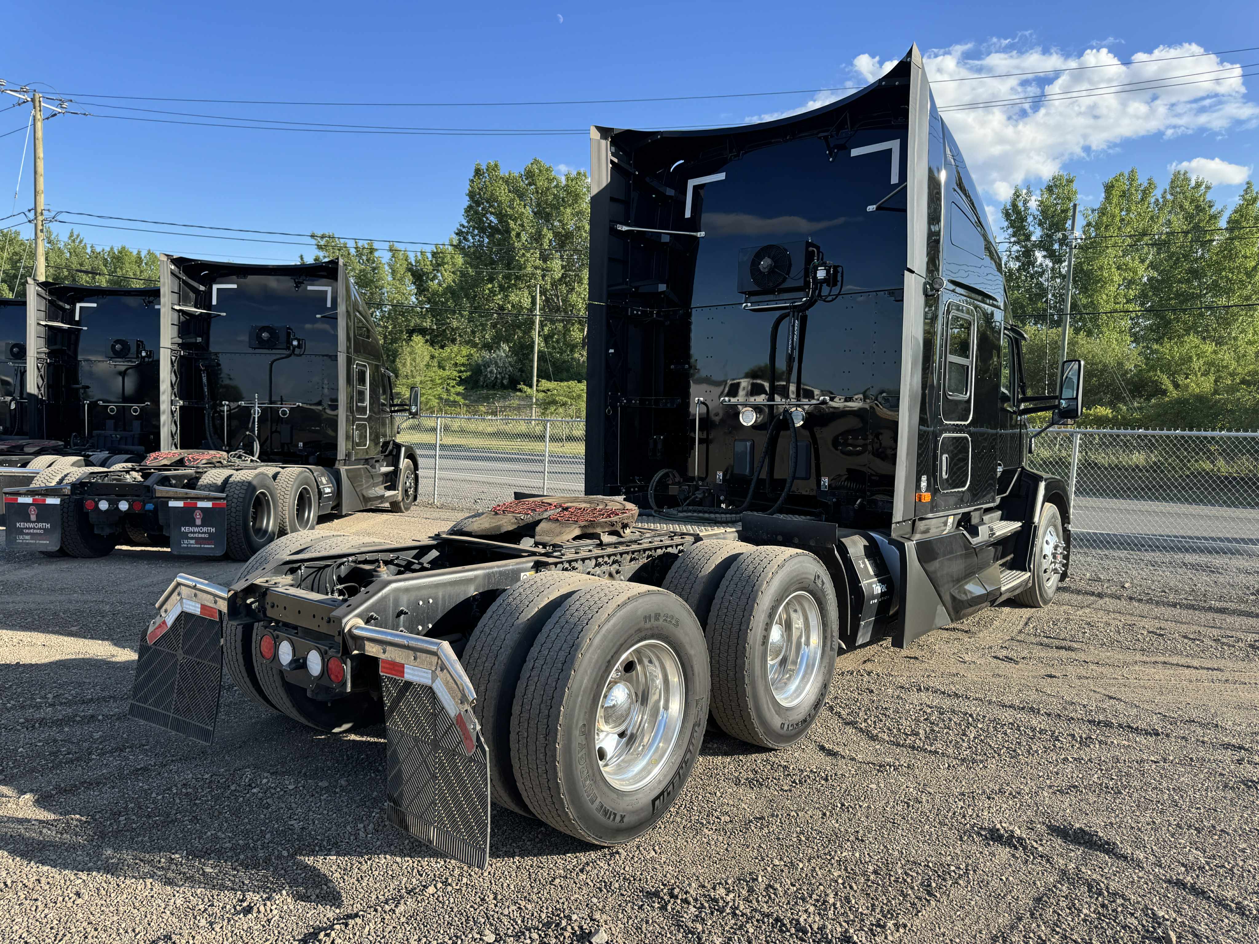 2022 Kenworth T680 5