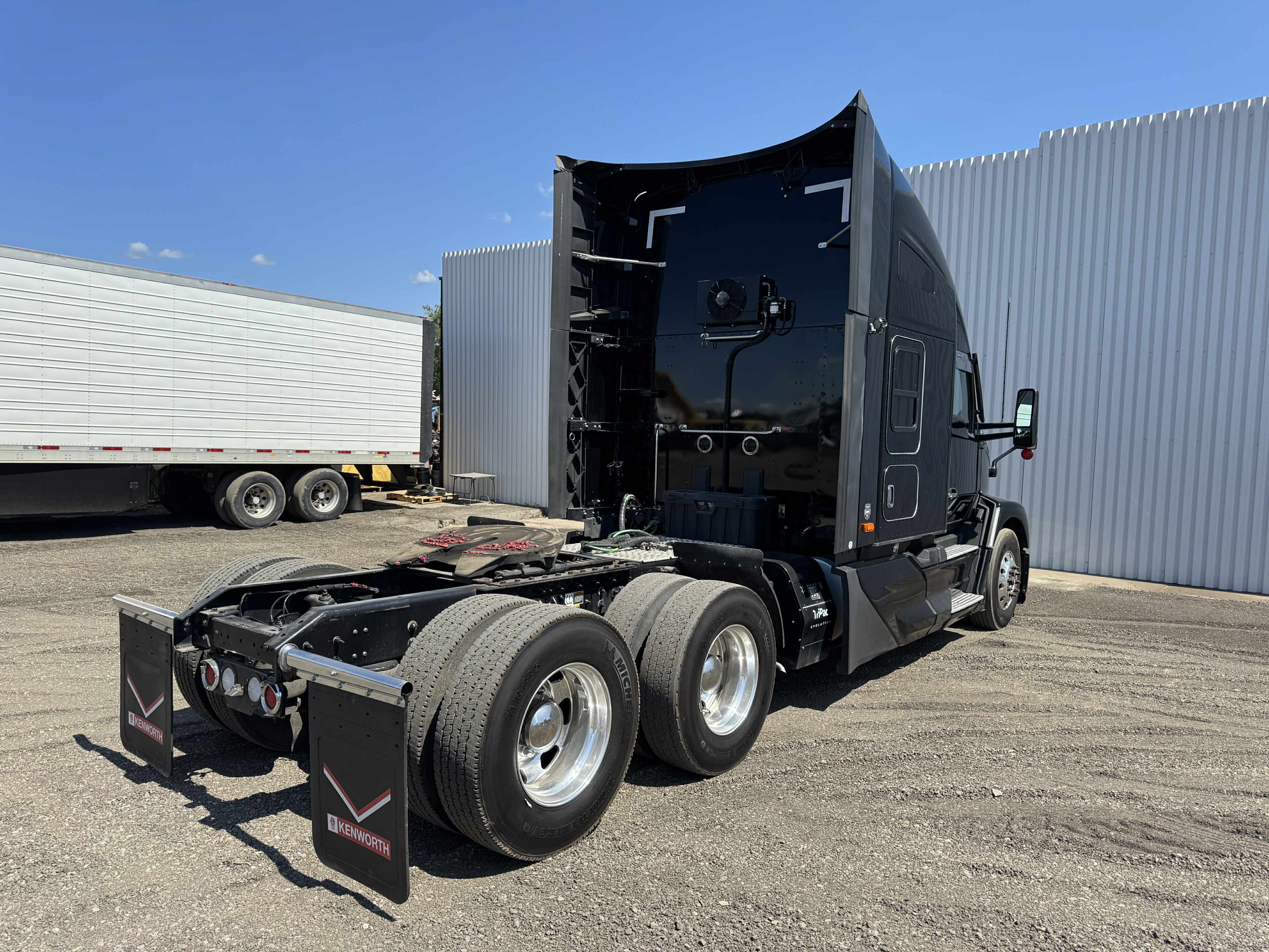 2022 Kenworth T680 5