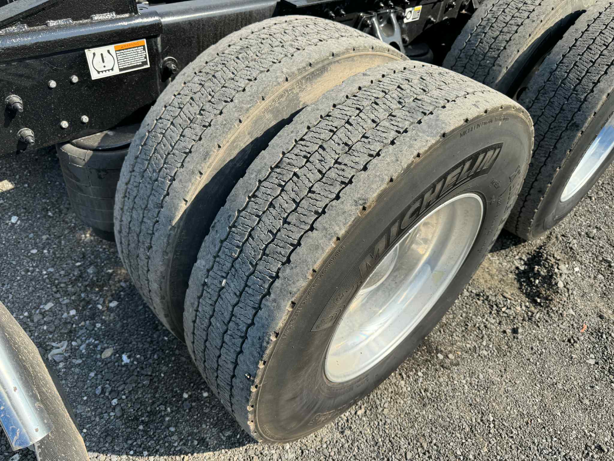2022 Kenworth T680 15
