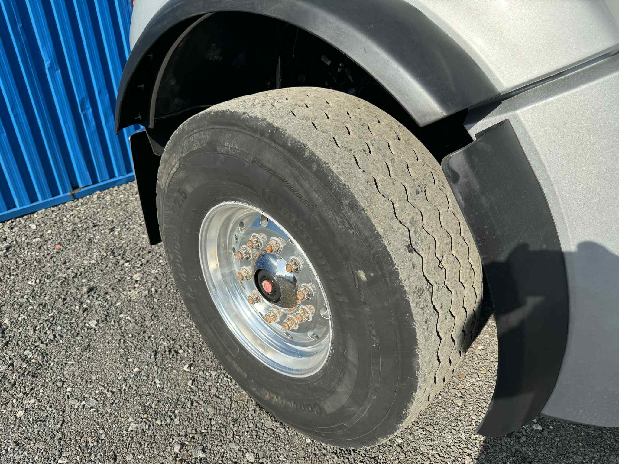 2023 Kenworth W990 13