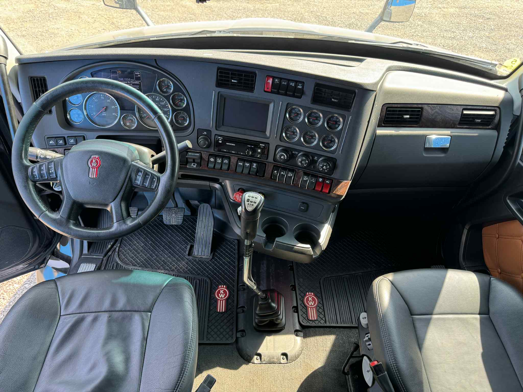 2022 Kenworth T680 8