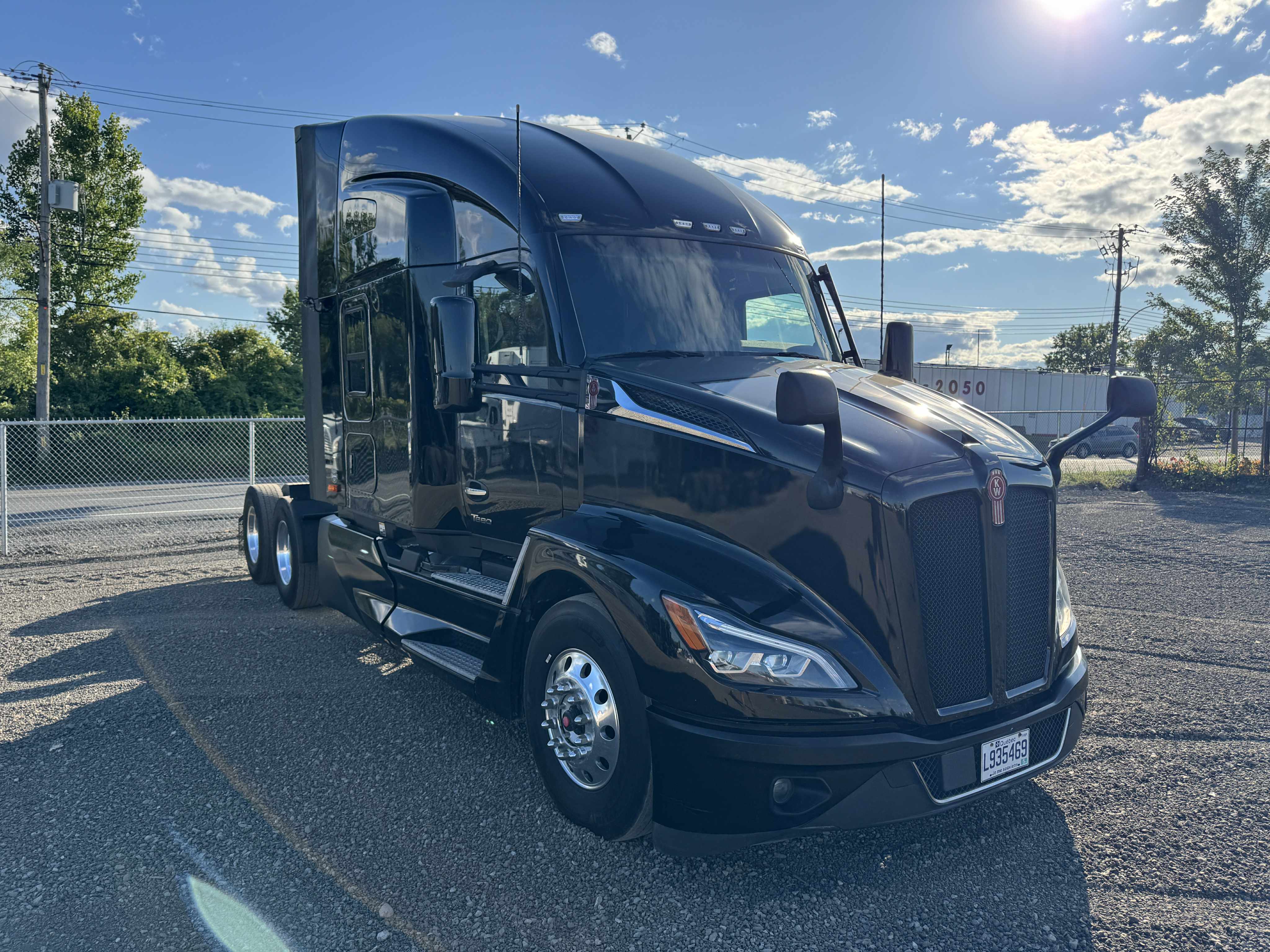 2022 Kenworth T680 7
