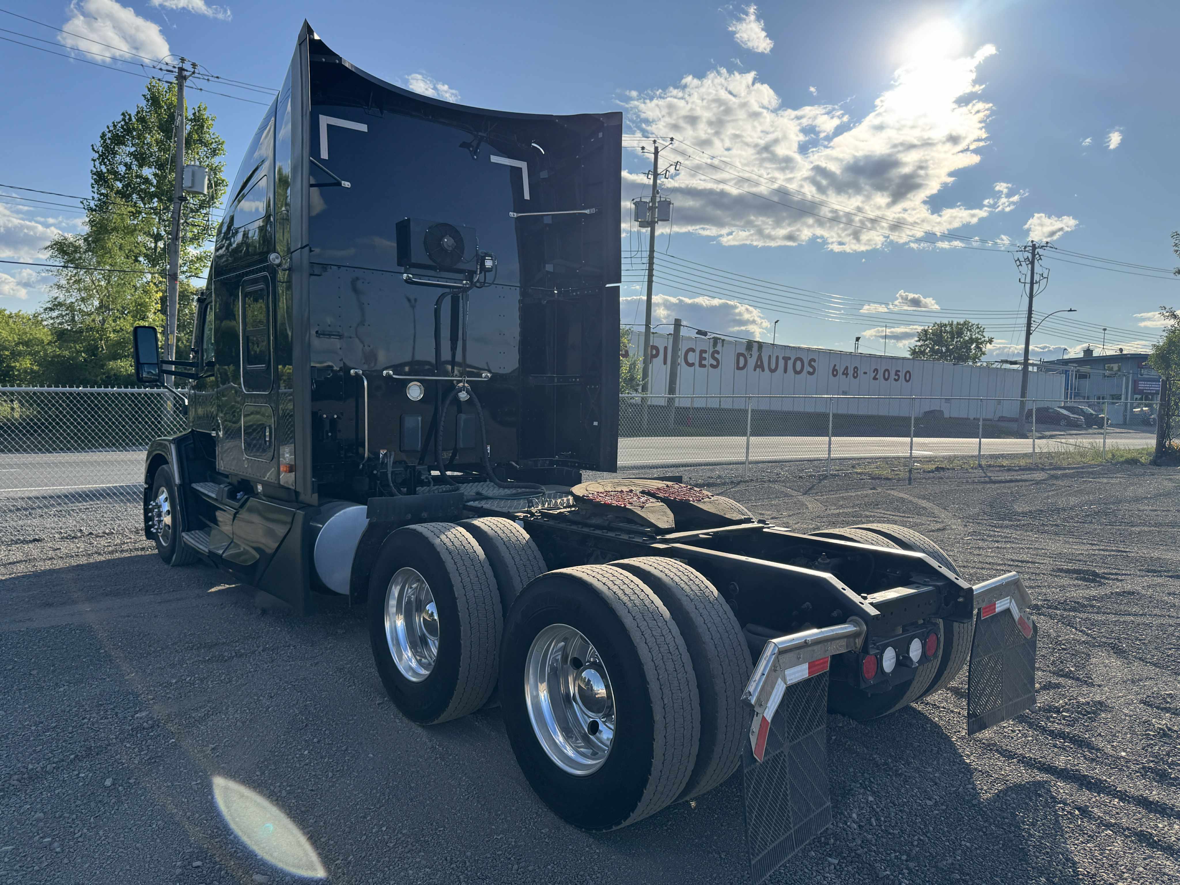 2022 Kenworth T680 3