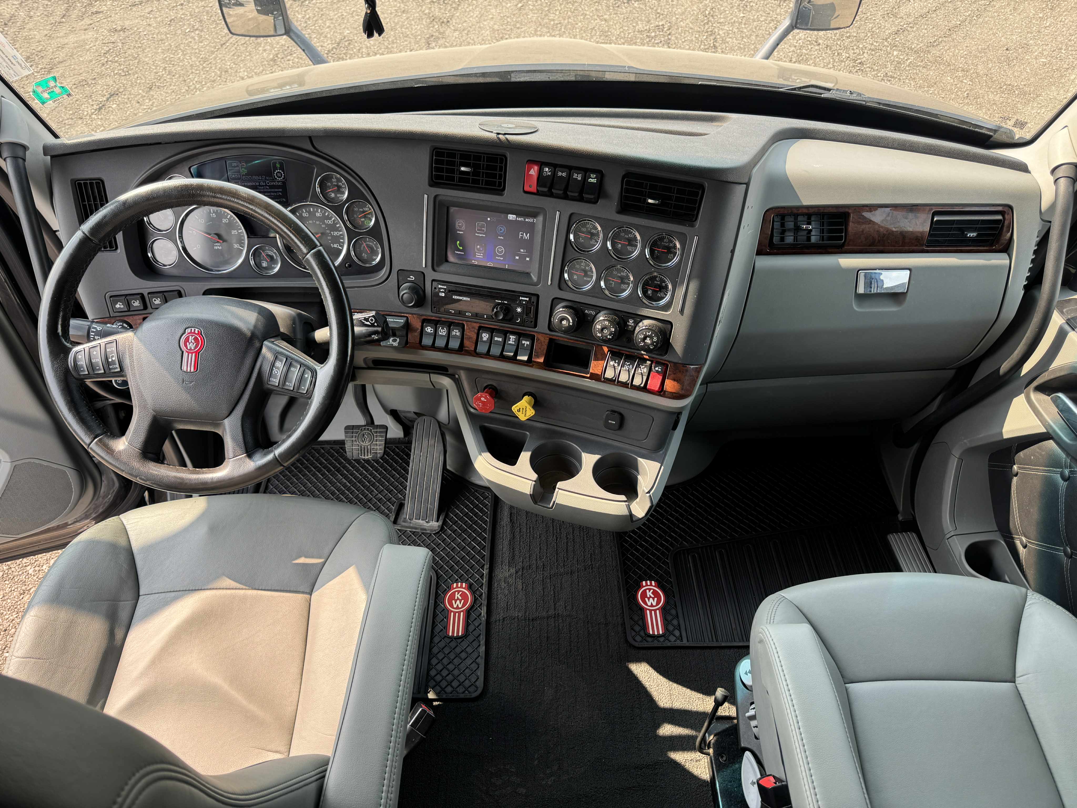 2022 Kenworth T680 9