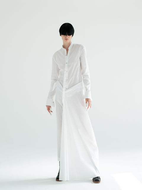 LÙCHEN_SS22_LOOK_26 ASYMMETRICAL IN WHITE