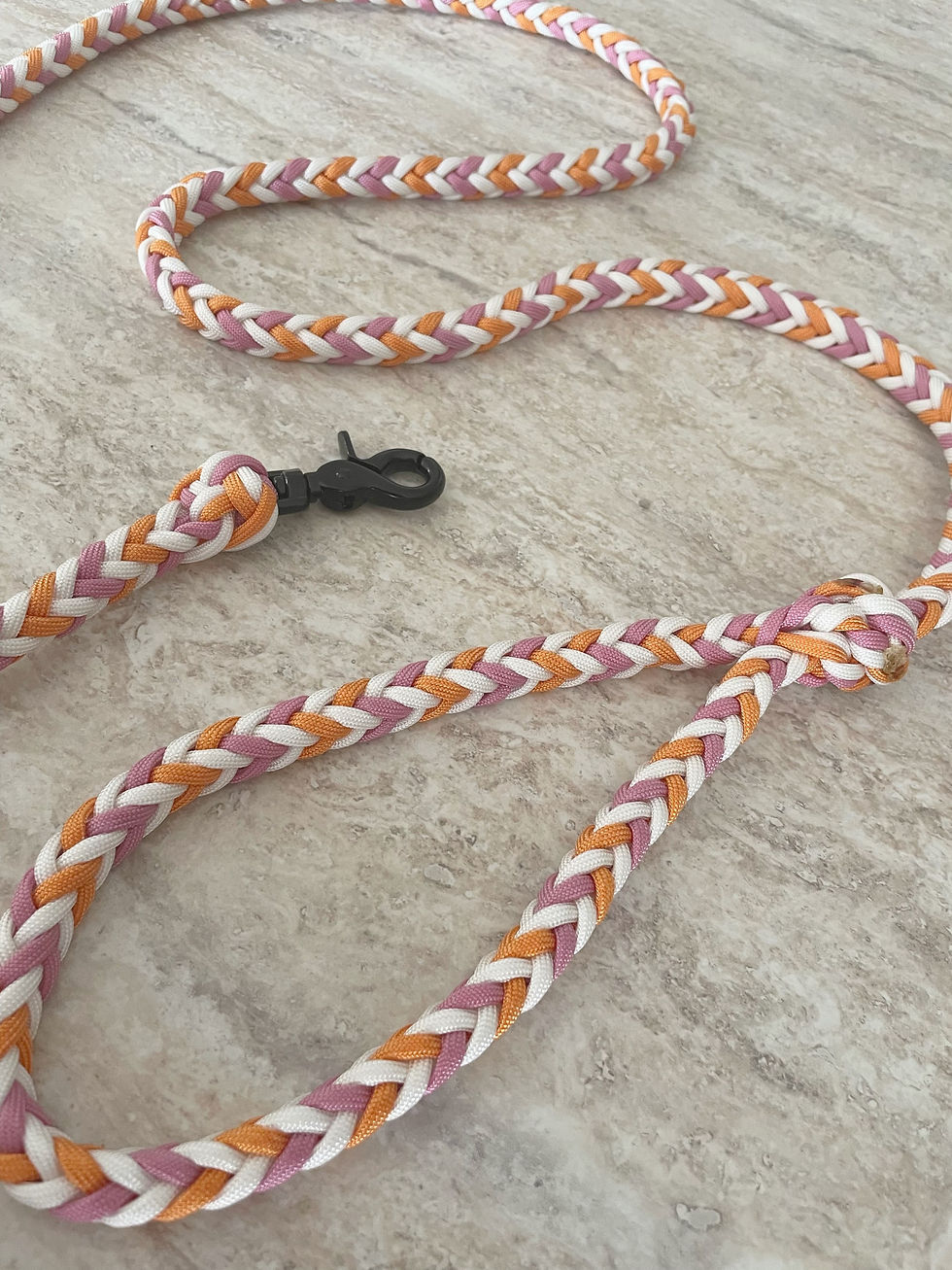 Miniature : Laisse et collier en paracorde pour chien Tricolore Blanc, Rose et Abricot