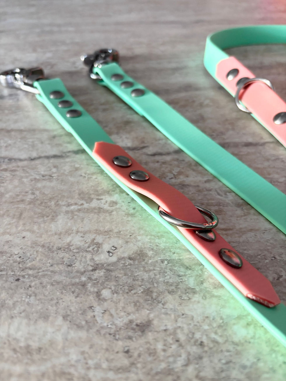 Miniature : Laisse 3 points vert et rose  en biothane pour chien 19 mm -
