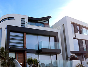 modern-building-against-sky-323780.jpg