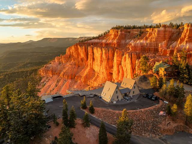 The Zen Nest Utah: My Complete Guide to This Luxury Southern Utah Cabin