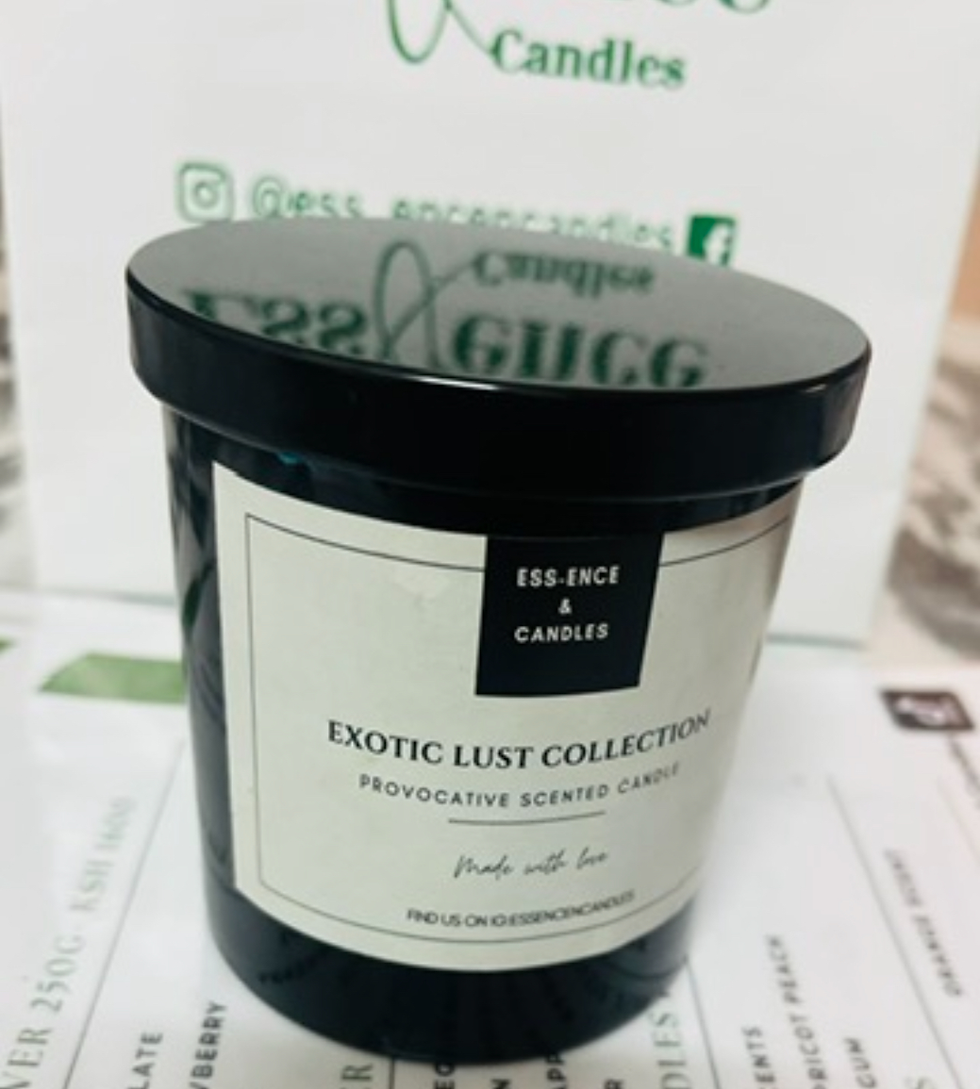 Thumbnail: Glossy black jar candles