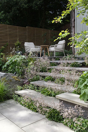 Epsom-townhouse-garden-SGLD-Awards-deck.jpg