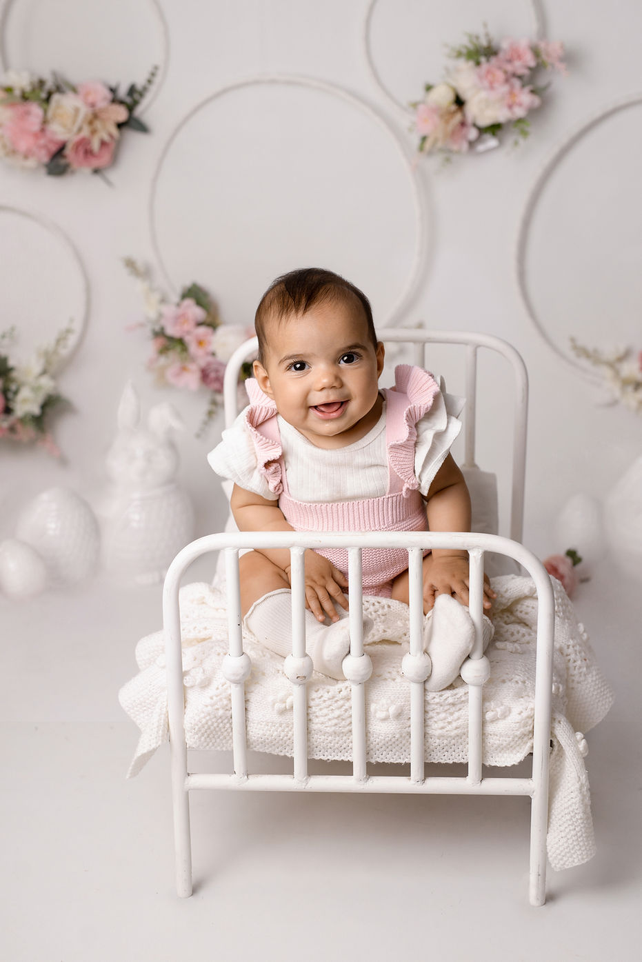 Easter mini sessions | Bathurst Photographer | Baby Photographer | Maternity | Family | Cake Smash | Product | Business | Aura Artistic Images