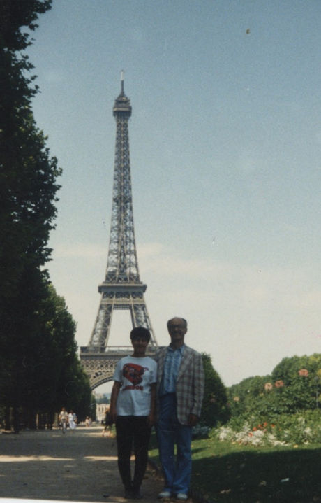 12.  Assurhadoun with Victoria Paris 1985.jpg