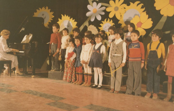 4. Music Workshop Concert 1976_.jpg