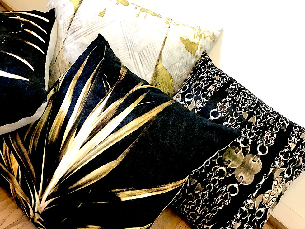 Thumbnail: Gold Palm
