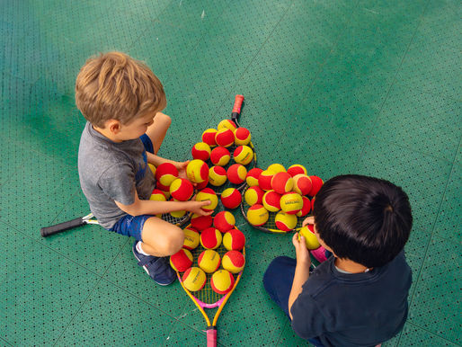 Bola Roja, tenis para niños