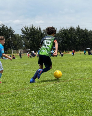 ESCUELA-DEPORTIVA-FUTBOL-ACTIVE-BODYTECH.jpg