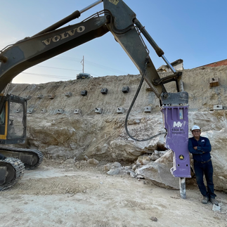 #AttachmentsExperts  Sales Department I Mazio Attachments LLC headquarters: +1 561 766 0899 w: www.mazio.us e:sales@mazio.us a: Port St Lucie, FL 34952, USA  Ventas I Mazio Colombia SAS Teléfonos: 318 458 9736  w: www.mazio.co e: colombia@mazio.it a: Carrera 20 #18-28 LC 17, Retiro, Antioquia. WhatsApp 3184589736  #AttachmentsExperts #rockbreaker #concretebreaker #hydraulichammer #martillohidraulico #martilloshidraulicos #martillodemoledor #martillo #martillobobcat #Demoledor #maziocolombia #martillomazio #Mazio #attachmentsexperts #martillohidraulicocolombia #bogota #barranquilla #cali #medellin #cartagena #martilloexcavadora #demoledorexcavadora #excavadora #excavatrhammer #excavatorbreaker #rockbreaker  Skid steer attachments Asphalt mini Paver Pick Up Broom Grinder Screening Concrete Grader Backhoe Snowblower rock breaker hydraulic backhoe pallet forks mulcher head auger steel tracks angled broom Dozer Grader Cold Planer cement mixer bucket excavator hydraulic rock breaker Hydraulic Hammer excavator VibroRipper Vibro Ripper Vibro-hammer excavator hardox bucket front loader hardox bucket long reach boom excavator front loader hydraulic quick coupler hitch piping forks Multifunctional Grabber Clamshell Bucket Rock Grapple Orange Peel Excavator Grapple Grabber Excavator Magnet.  Somos Fabricantes de Martillos Hidraulicos, Barredoras, Baldes, Cucharones, Acoples, Horquillas Portapallet, Rápidos, Grapa Forestal, Demoledor, Cribadora, Trituradora, Rodillo Compactador, Brazo Excavador, Fresadora Asfalto, Pavimentadora, Cizalla, Pulpo para Chatarra, Demolicion, Excavación,  Excavadora, Magneto, Garras, Brazos Largos, Desbrozador Forestal, Hoyador, Mezclador de Concreto, Niveladora, Vibromartillo, Vibroripper, Pulverizador, Baldes, Desmalezador, Horquillas Porta pallet y mas.