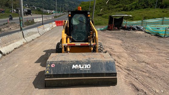 #AttachmentsExperts Sales Department I Mazio Attachments LLC headquarters: +1 561 766 0899 w: www.mazio.us e:sales@mazio.us a: Port St Lucie, FL 34952, USA Ventas I Mazio Colombia SAS Teléfonos: 318 458 9736 w: www.mazio.co e: colombia@mazio.it a: Carrera 20 #18-28 LC 17, Retiro, Antioquia. WhatsApp 3184589736 #pickupbroom #pickupsweeper #sslbroom #skidsteerbroom #ctlbroom #barredorabobcat #barredoraminicargador #barredoraretropala #barredoras #barredorarecolectora #bobcatbroom #catbroom Skid steer attachments Asphalt mini Paver Pick Up Broom Grinder Screening Concrete Grader Backhoe Snowblower rock breaker hydraulic backhoe pallet forks mulcher head auger steel tracks angled broom Dozer Grader Cold Planer cement mixer bucket excavator hydraulic rock breaker Hydraulic Hammer excavator VibroRipper Vibro Ripper Vibro-hammer excavator hardox bucket front loader hardox bucket long reach boom excavator front loader hydraulic quick coupler hitch piping forks Multifunctional Grabber Clamshell Bucket Rock Grapple Orange Peel Excavator Grapple Grabber Excavator Magnet. Somos Fabricantes de Martillos Hidraulicos, Barredoras, Baldes, Cucharones, Acoples, Horquillas Portapallet, Rápidos, Grapa Forestal, Demoledor, Cribadora, Trituradora, Rodillo Compactador, Brazo Excavador, Fresadora Asfalto, Pavimentadora, Cizalla, Pulpo para Chatarra, Demolicion, Excavación, Excavadora, Magneto, Garras, Brazos Largos, Desbrozador Forestal, Hoyador, Mezclador de Concreto, Niveladora, Vibromartillo, Vibroripper, Pulverizador, Baldes, Desmalezador, Horquillas Porta pallet y mas.