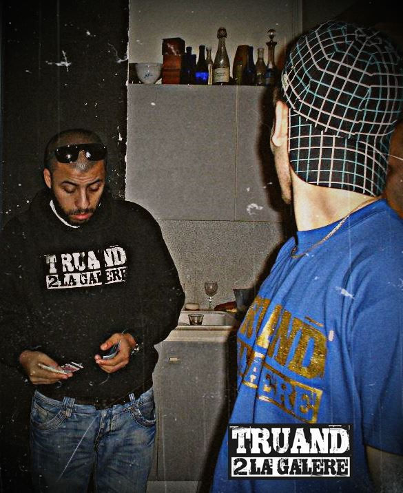 Miniature : Pull à capuche Truand 2 la galère Noir logo Blanc