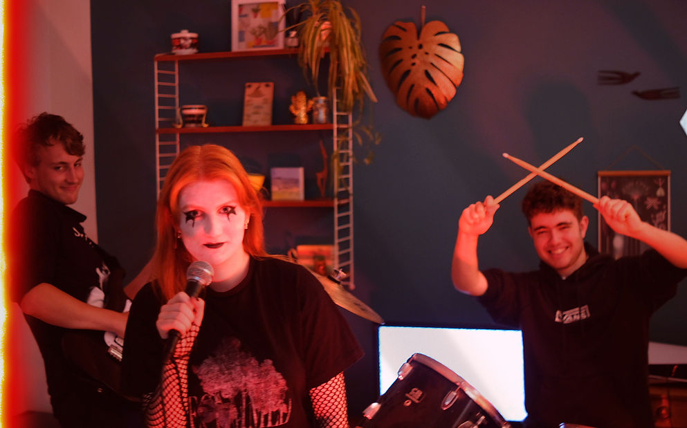 A099F389-7A11-4BF7-879E-48B93F3D7F4B-679