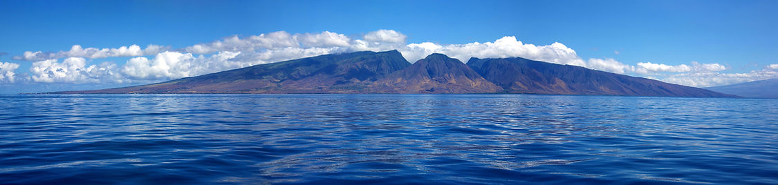 west-maui-mountains-43613270.jpg
