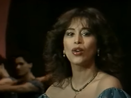 VIDEO: Veel te jong gestorven Ofra Haza op ranglijst van de 200 beste zangers aller tijden