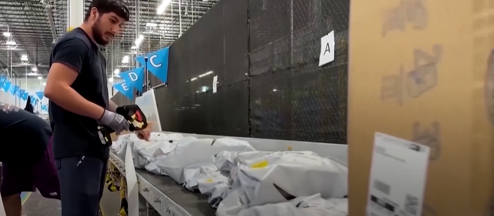 REUTERS: Amazon schrapt 16.000 banen vanwege de focus op AI en efficiëntie