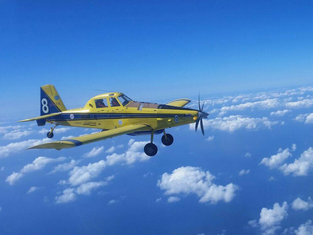 VIDEO: Vuur vanuit de lucht bestrijden - een kijkje bij het "Elad" luchtbrandweersquadron