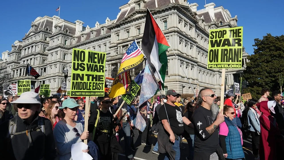 REUTERS: Amerikanen geven hun mening over de oorlog met Iran, de benzineprijzen en hun angsten