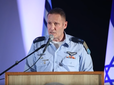 Commandant van de Israëlische luchtmacht, generaal-majoor Tomer Bar: “Er is geen plek die te ver is voor ons om aan te vallen”