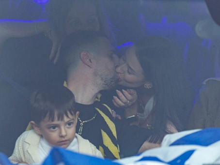 'Hij vergat de regels van dit huis'. Het hartverwarmende verhaal van ex-gijzelaar Elkana Bohbot over het leven terug uit Gaza