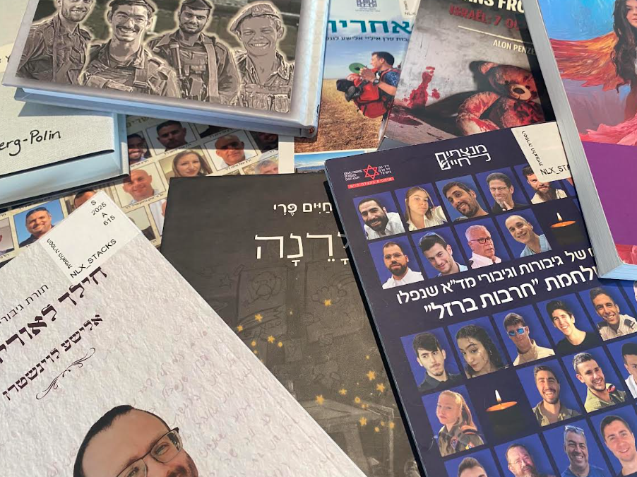Verbonden in herinnering. Nationale Bibliotheek van Israël toont herdenkingspublicaties ter nagedachtenis aan de vermoorden en gesneuvelden sinds 7 oktober
