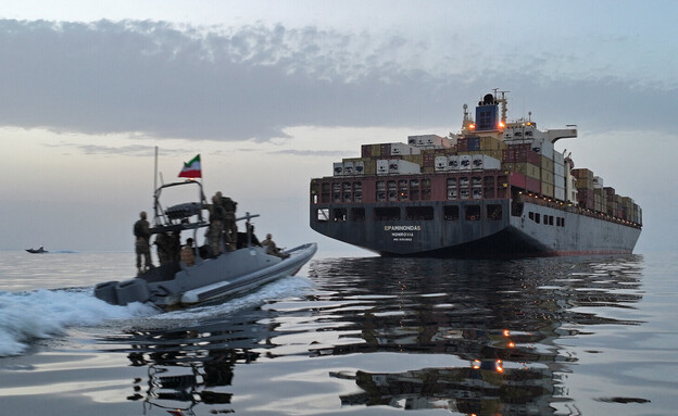 N12News: De VS stellen Iran een nieuw ultimatum en hebben een openbare verklaring uitgegeven waarin staat dat de Straat van Hormuz open is