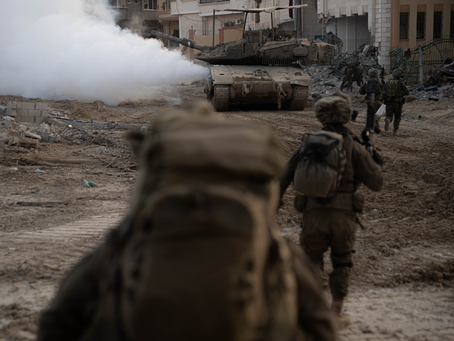 VIDEOS: IDF-commandotroepen hebben in Khan Yunis een gerichte aanval uitgevoerd op Hamas kantoren