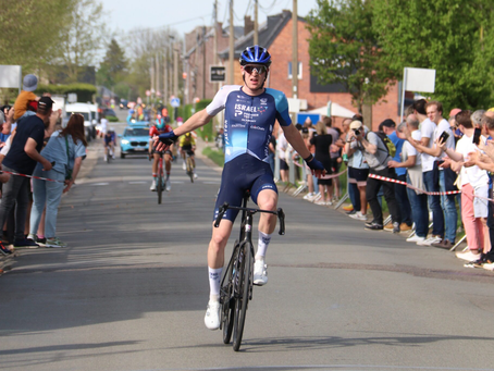 De Britse wielren sensatie Joe Blackmore tekent een tweejarig contract met Israël-Premier Tech