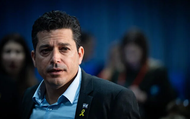 N12News: Minister van Diaspora Zaken Amichai Chikli roept op tot een onderzoek naar de 'schokkende' beschuldigingen rond Qatargate want wat aan het licht is gekomen is schokkend