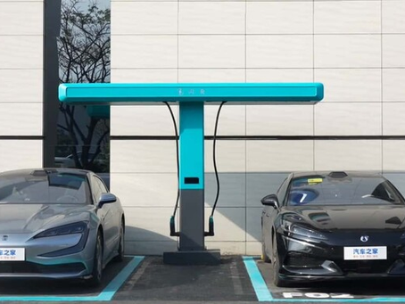 N12News: het is binnenkort beschikbaar in Israël om je auto in twee minuten op te laden en daarna honderden kilometers te rijden