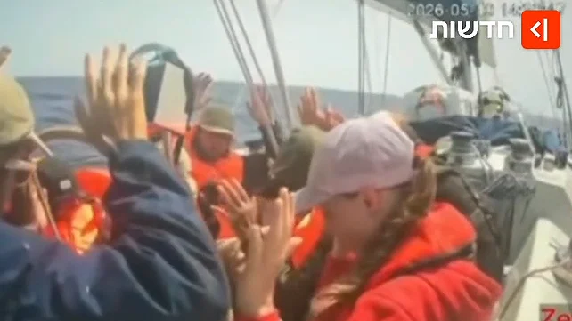 KAN NEWS VIDEO: Documentatie van de overname van een boot op zee door Fleet 13: "Dit hebben we al honderd keer gedaan"