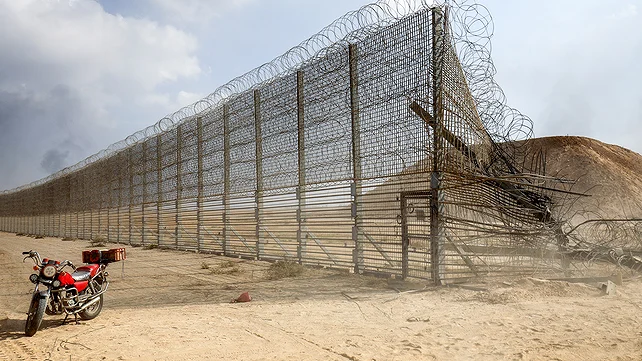 KAN News: In een eerste reactie bekritiseerde generaal-majoor (b.d.) Roni Noma de buitensporige afhankelijkheid van technologie en de denkwijze die aan het debacle van 7/10 voorafging