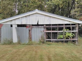 The Ol' Barn Rehab Project has begun..