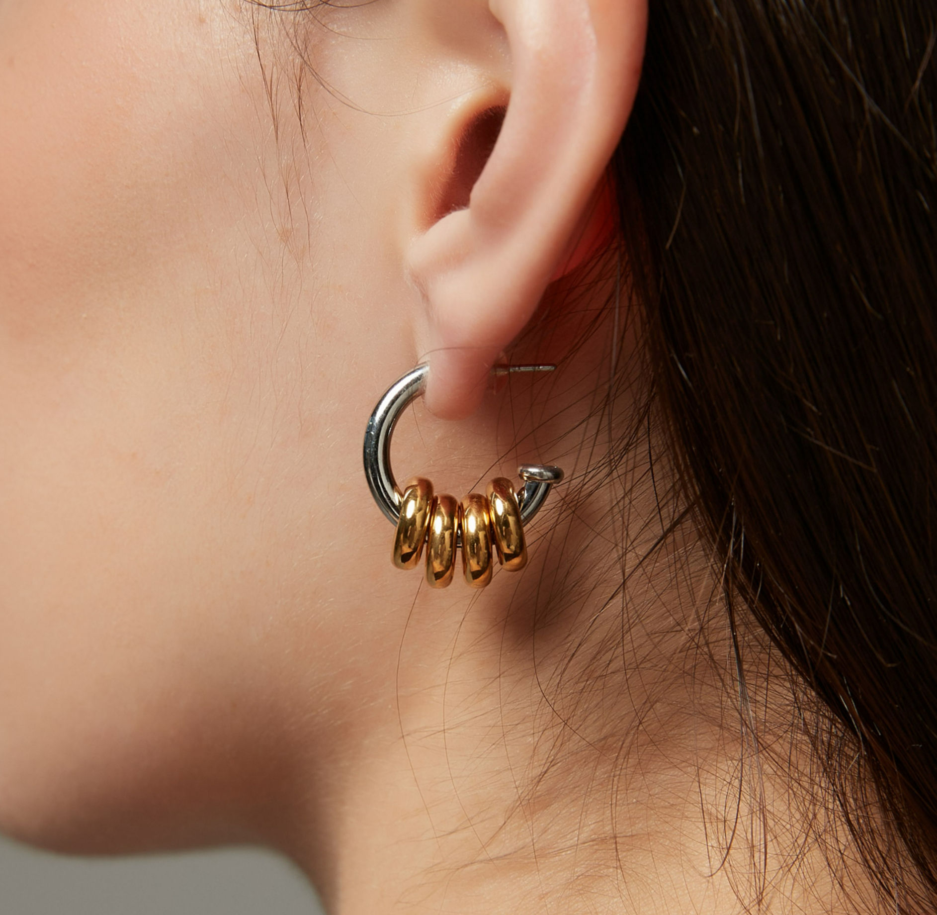 LINKED LOOP EARRINGS
