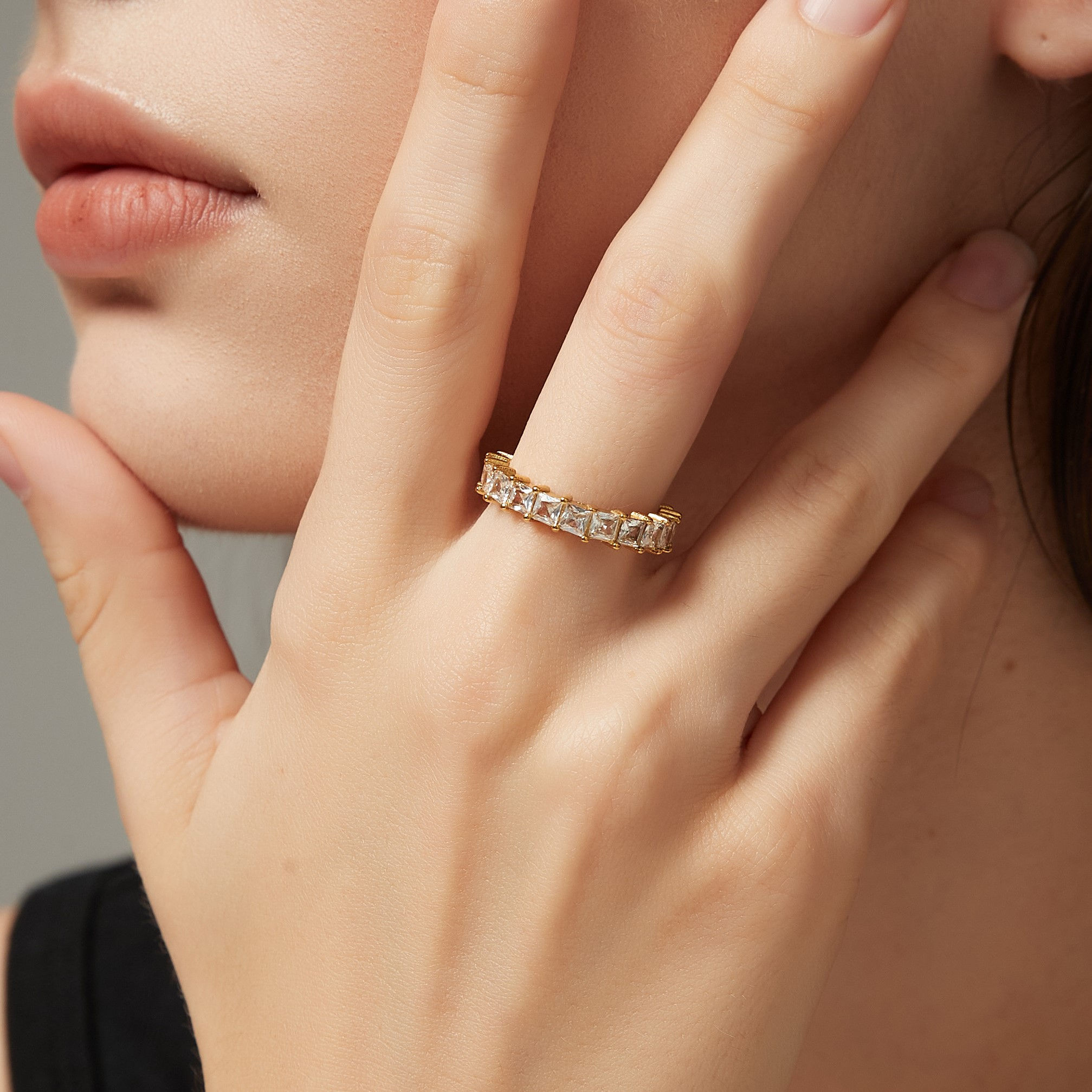 AURORA ETERNITY RING 