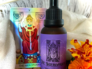Tarot Essences - The Hierophant