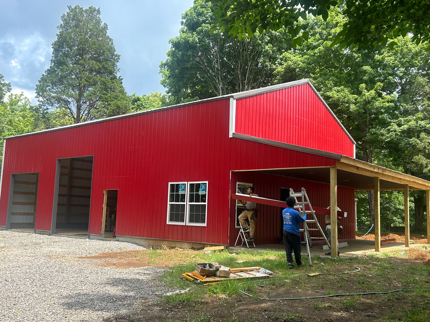 Readyville builder Murfreesboro barn builder barndominium tiny house Tennessee Woodbury builder best builder 