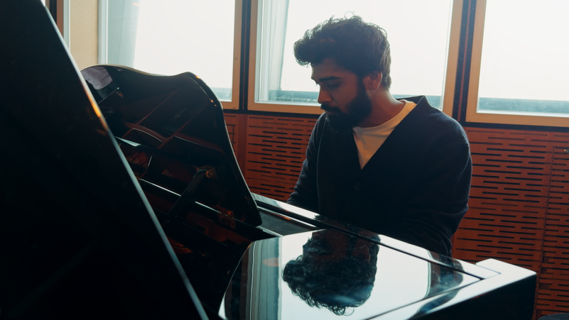 Sanket Jayn Unveils "Romanah": The Literary Soundtrack Where Instinct Battles Logic
