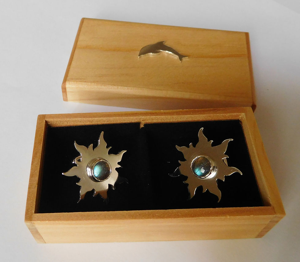 Thumbnail: Mens Sterling Silver Labradorite Sunburst Cuff Links