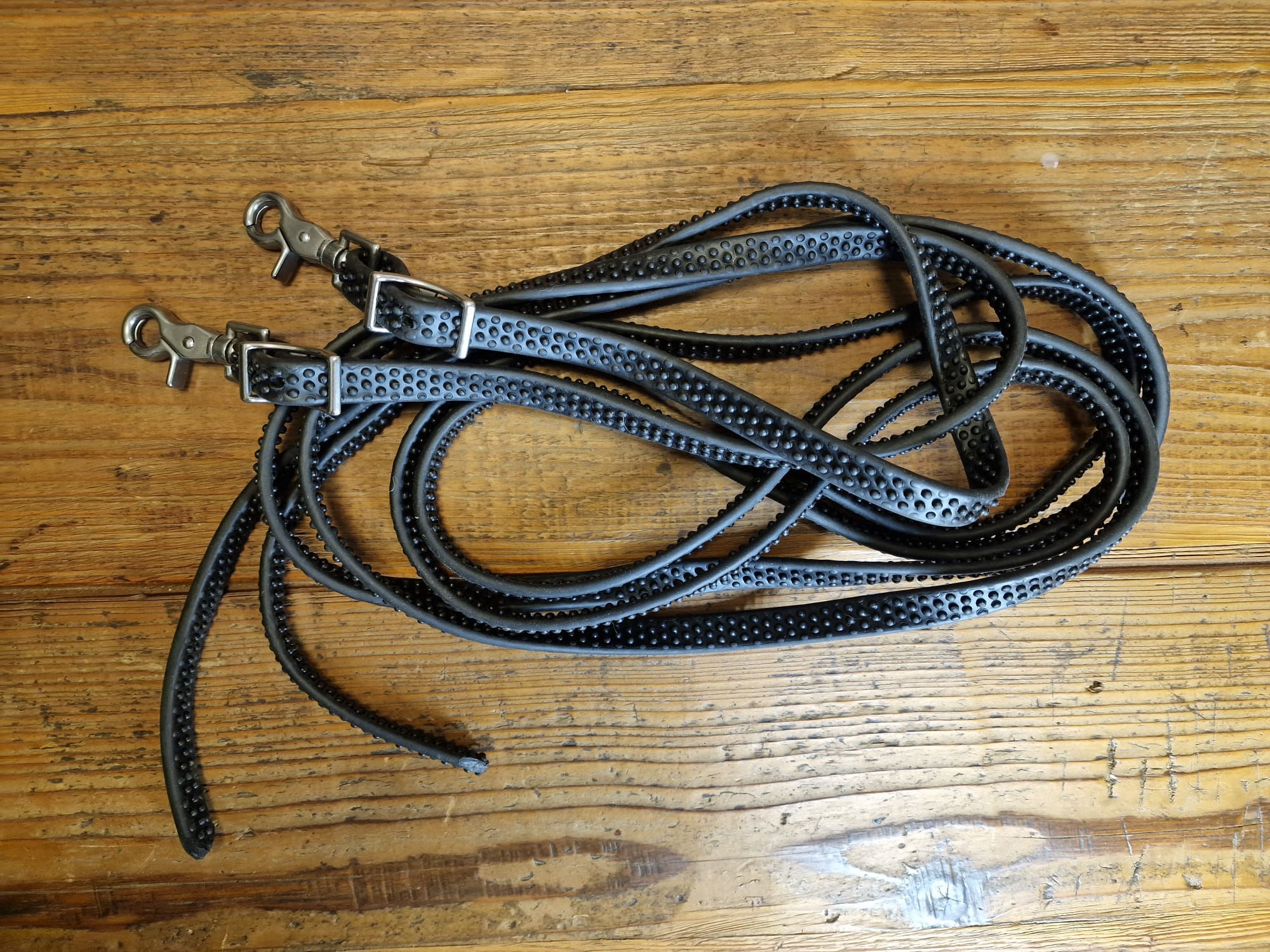 מושכות מפוצלות ביוטון - גרסה משודרגת עם סופר אחיזה - Supergrip